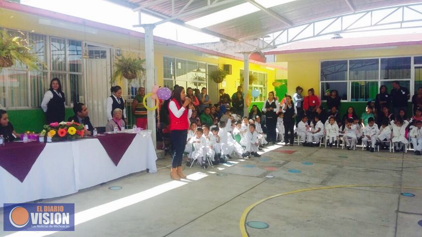 Educación, arista importante para mejorar condiciones de vida: Bernal Martínez