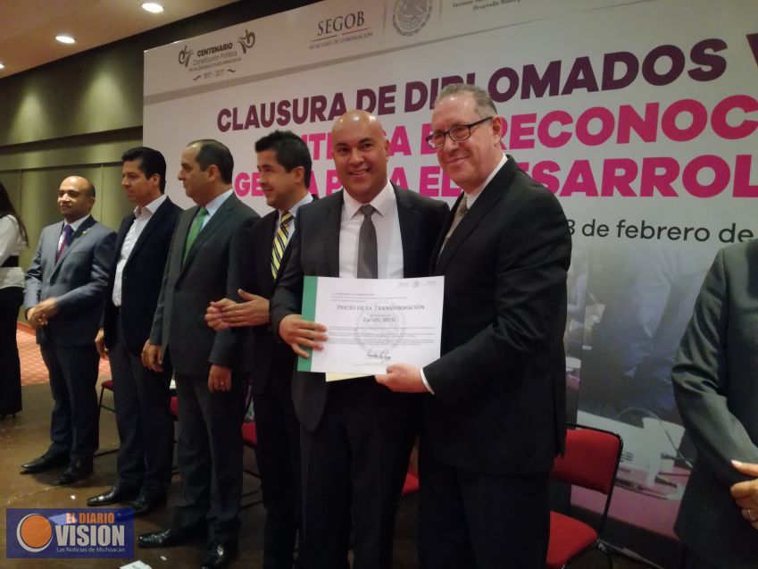 Zacapu se capacita para eficientar su gobierno y lograr el desarrollo municipal