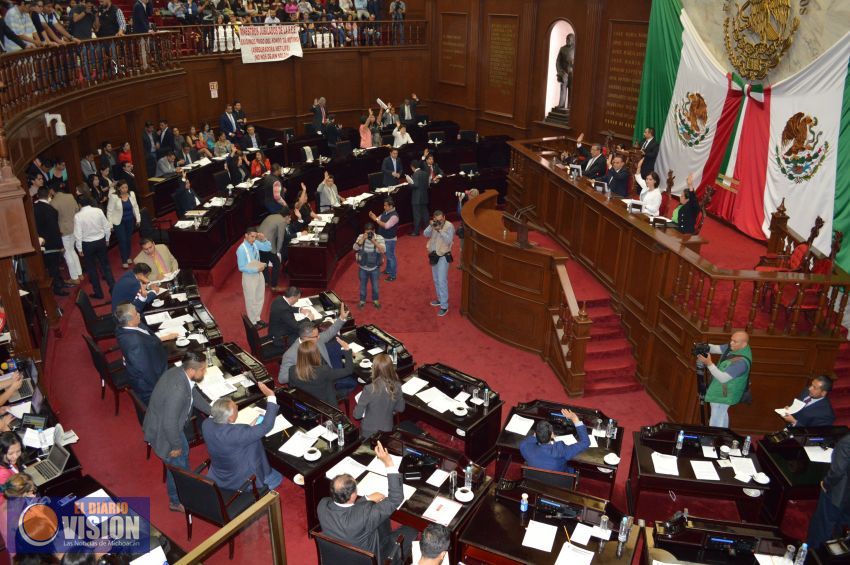 Avalan diputados reestructura de deuda