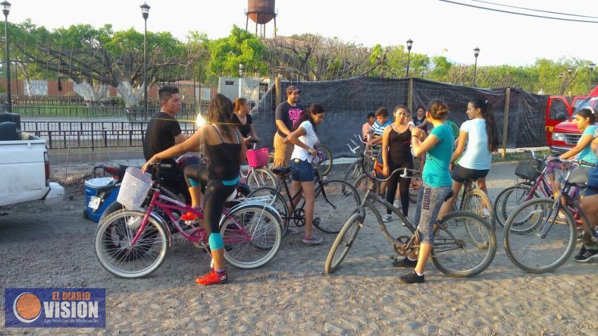 Realiza IJUMICH Ruta Ciclista de Convivencia en Tierra Caliente