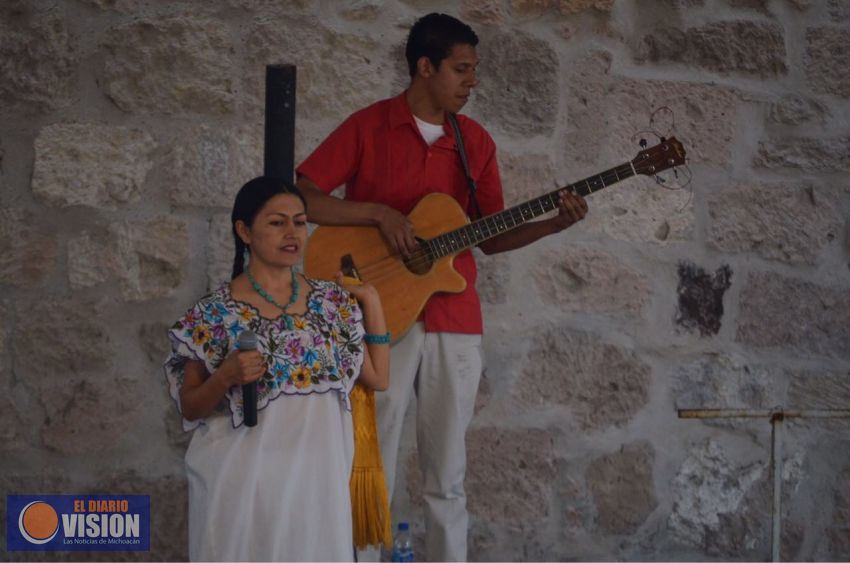 Ofreció Rocío Vega concierto conmemorativo por el Día Internacional de la Mujer