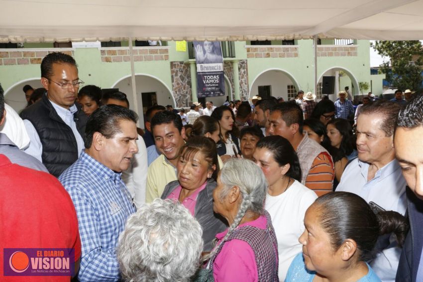 Instala Silvano Aureoles Comité para el Desarrollo Integral de San Felipe de los Alzati