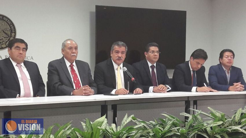 Raúl Morón Orozco, nuevo coordinador del Grupo Parlamentario del PRD en el Senado de la República