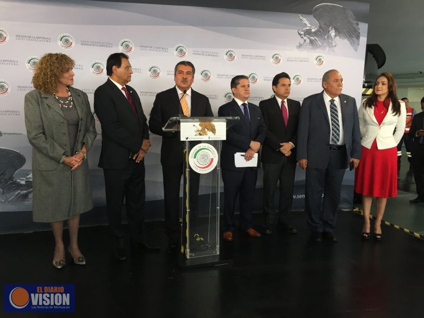 PRD se queda sin coordinador en el Senado