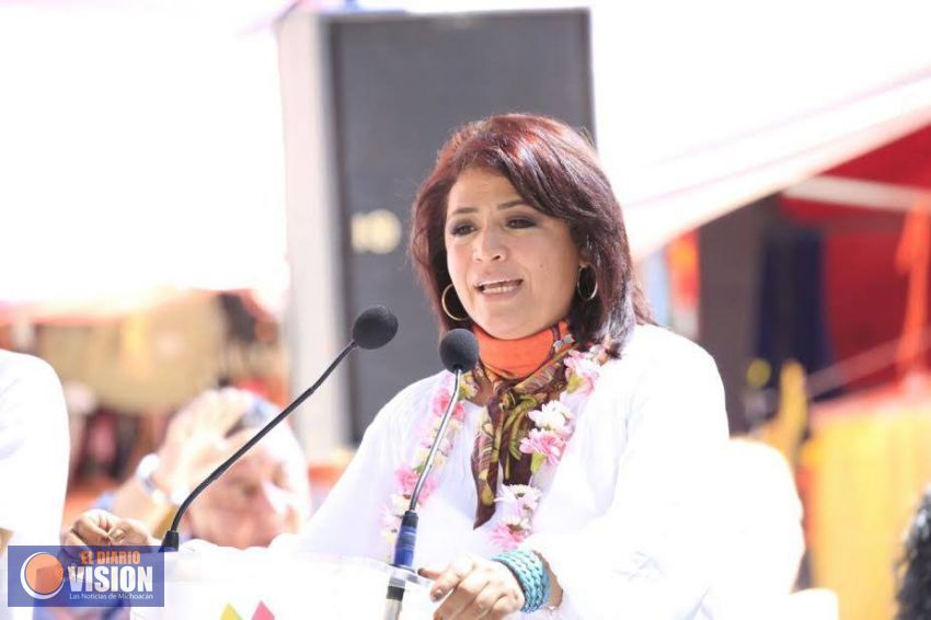 Fabiola Alanís, responde a señalamientos en torno a su hermano Paris