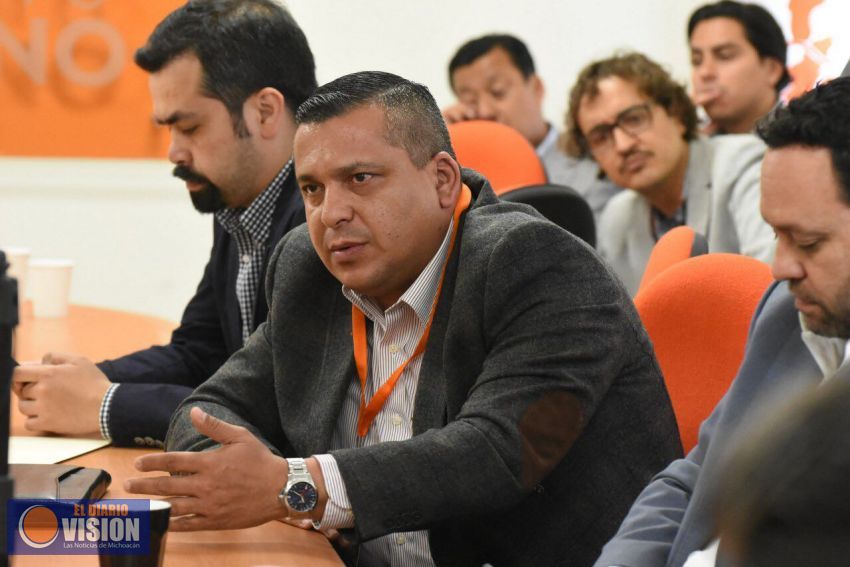 Diputados Ciudadanos se reúnen con abogado del Dr. Mireles
