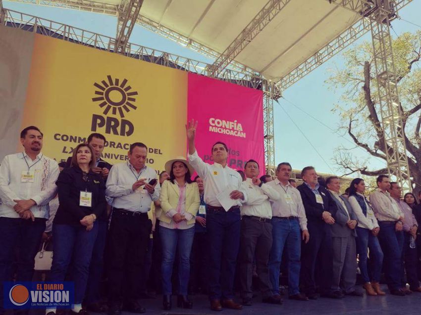 Perredismo Nacional celebra economía popular de Morelia.