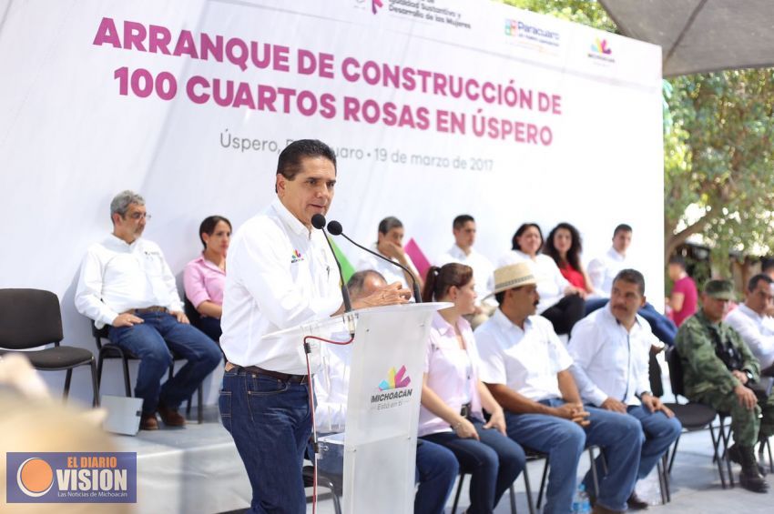 Gobernador inaugura y arranca obras por más de 12mdp en Úspero, municipio de Parácuaro 