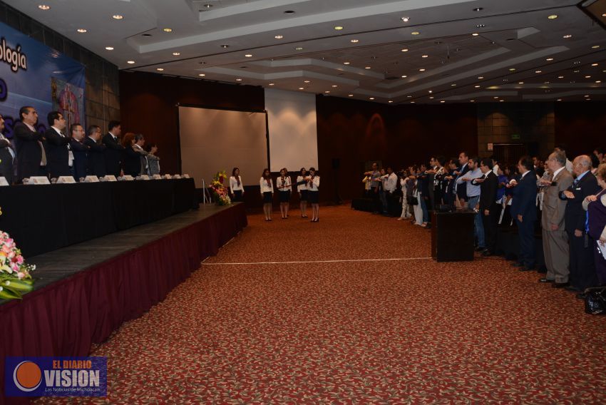 UMSNH exhorta a seguir rescatando los valores universales