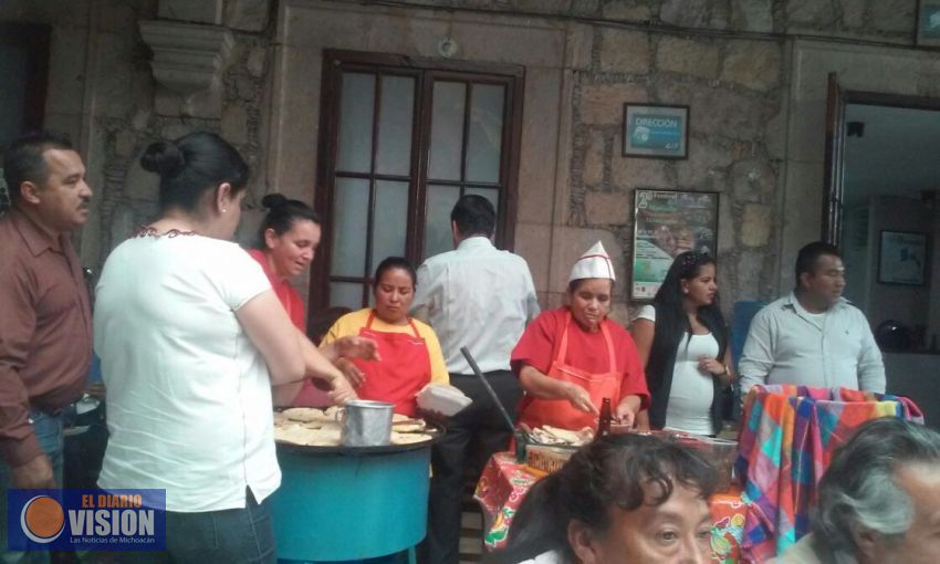 CANACO Morelia ofrece convivió a los medios de comunicación.