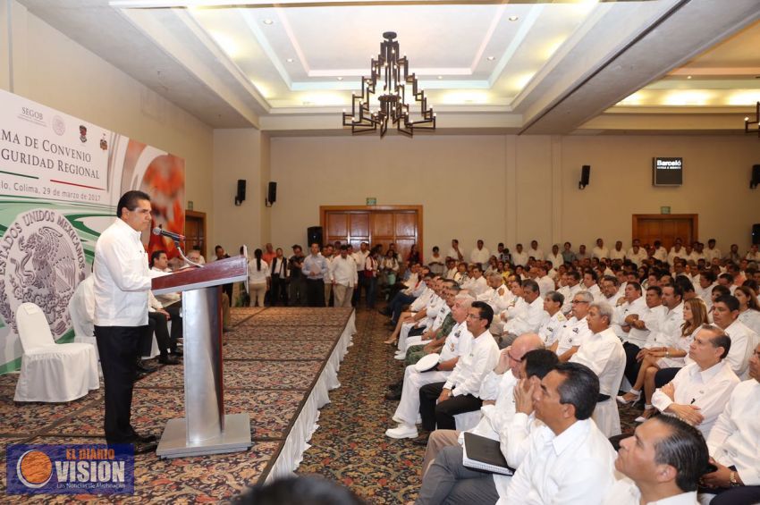 Firma Silvano Aureoles Convenio de Seguridad Regional 