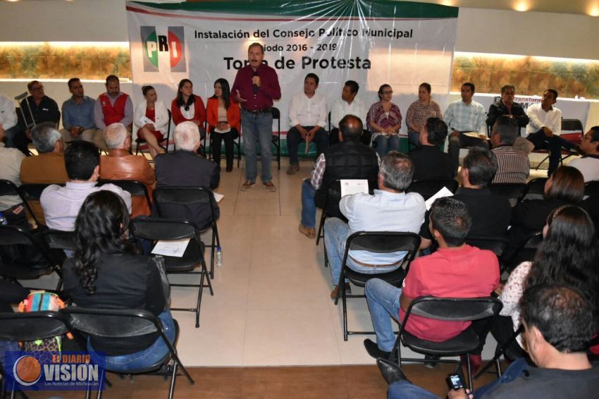 Rinde protesta Consejo Político de Ciudad Hidalgo
