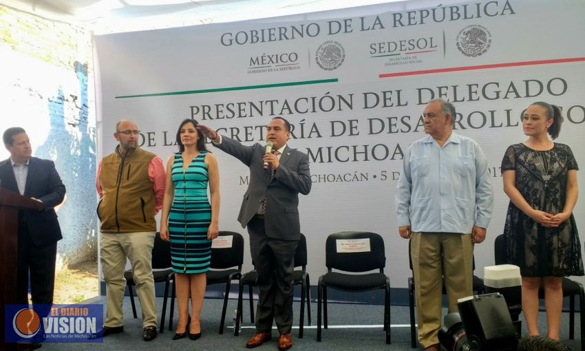 Gerónimo Color toma protesta como Delegado de Sedesol en Michoacán