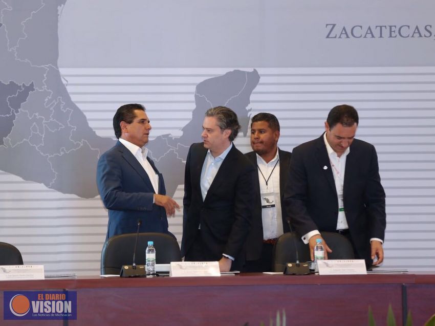 Silvano Aureoles y gobernadores de región Centro-Occidente analizan políticas educativas 