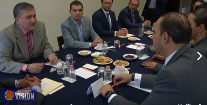 Se reúnen diputados del PAN con titular de CNDH para saber su opinión sobre seguridad 