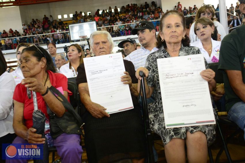Arranca Silvano Aureoles programas sociales por casi 600 mdp para las y los michoacanos