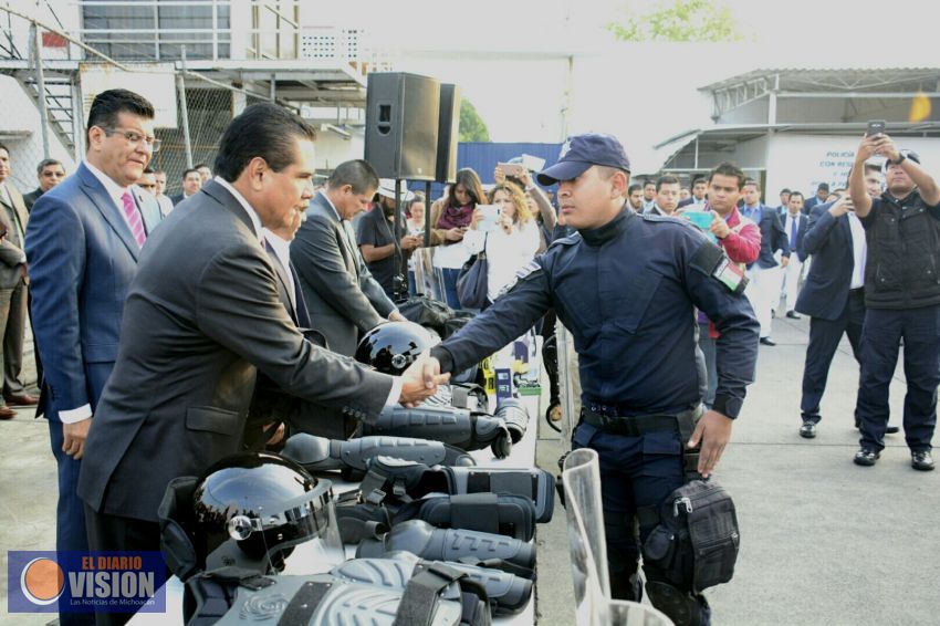 Fortalecer Estado de Derecho y recuperar paz social, deber de Policía Michoacán: Silvano Aureoles