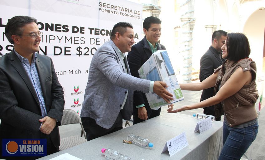 Entregará gobierno municipal, tecnologías de la información a emprendedores