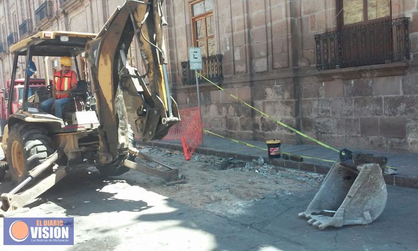 Ayuntamiento realiza supervisión de obras de peatonalización