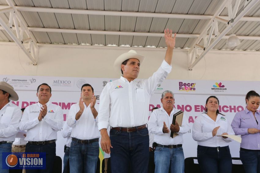 Cenobio Moreno, ejemplo de Comunidad Modelo: Silvano Aureoles