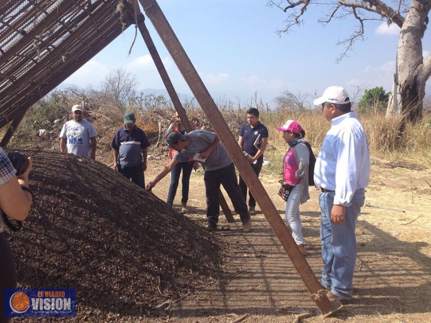 Ayuntamiento de Erongarícuaro se capacitan para el manejo de residuos sólidos en Jalisco