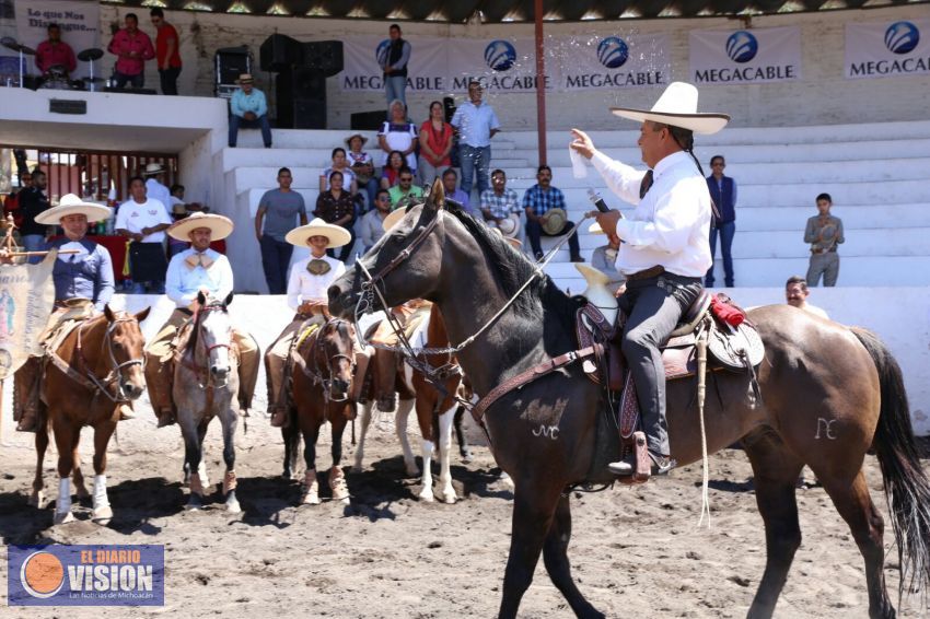 Anuncia Gobernador apoyo al florecimiento de la charrería en Michoacán 