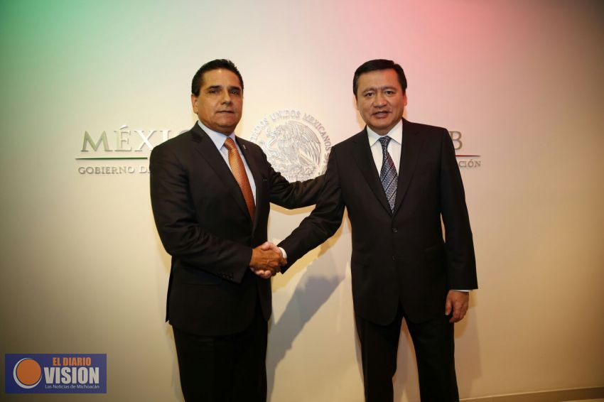 Revisan Silvano Aureoles y Miguel Ángel Osorio avances de seguridad en Michoacán 