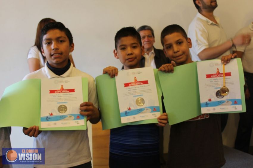 Concluyó en Michoacán la Feria Regional de Robótica
