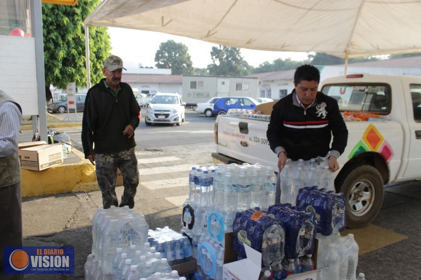 Continúa vigente, Centro de Acopio de víveres para los brigadistas contra incendios de Uruapan