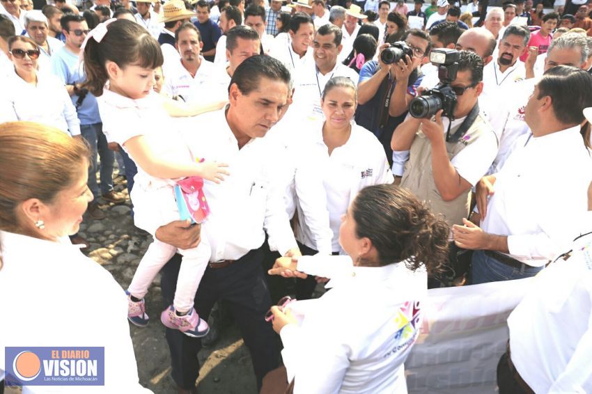 En ambiente festivo celebran aniversario de Cenobio Moreno como Primera Comunidad Modelo 