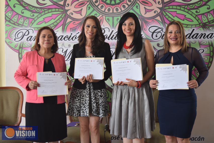 Las mujeres tenemos el reto de sentarnos en donde se toman las decisiones: Rocío Pineda Gochi