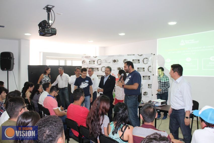 Inteligencia, capacidad y dedicación, esencias para que los jóvenes salgan adelante: Medardo Serna