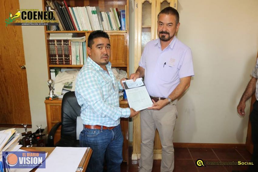 Alcalde de Coeneo apoya a Cobaem para su participación en eventos académicos y culturales 
