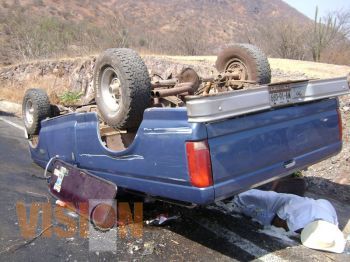 Un muerto y una herida, en aparatosa volcadura