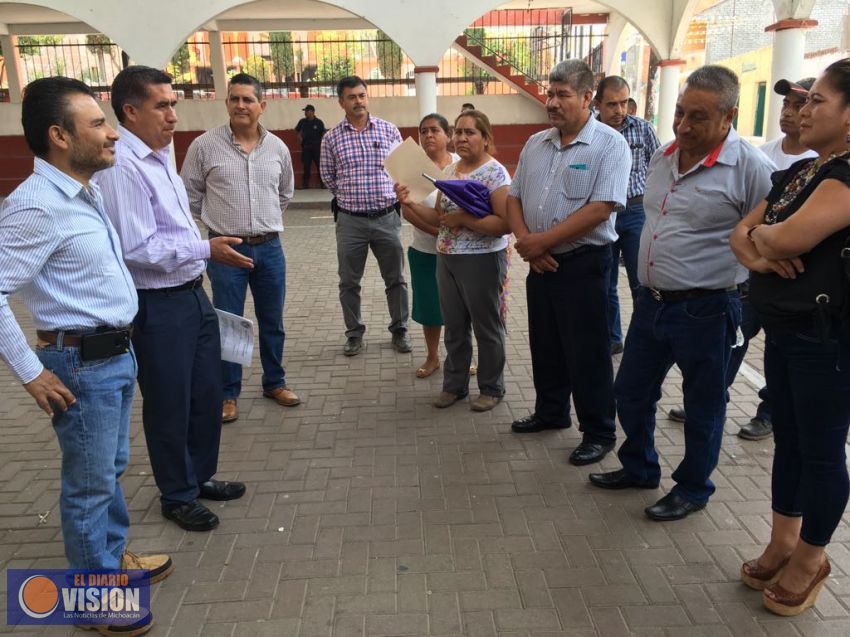 Promueve Fidel obra pública en el Pueblo Mágico de Cuitzeo