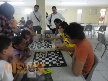 Lenin González y Josué Sosa punteros en el Campeonato Estatal de Ajedrez