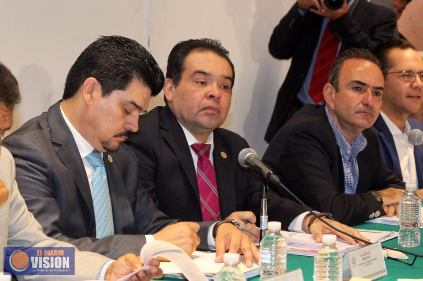 El diputado federal Norberto Martínez defiende presupuesto para migrantes en la Cámara de Diputados