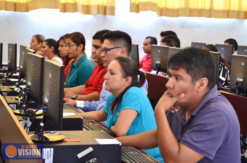 Presentan examen en Michoacán 332 aspirantes al Servicio Profesional Electoral Nacional del INE