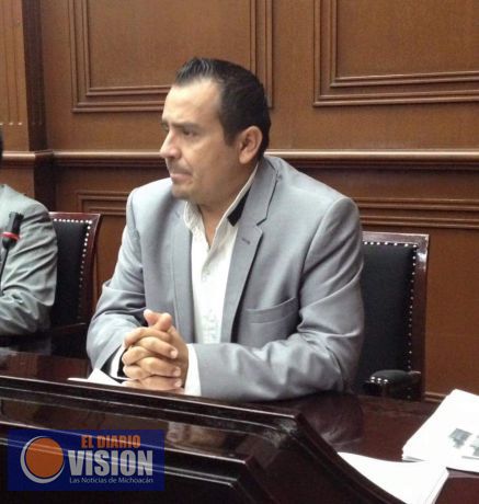 Avanza propuesta de sancionar económicamente a diputados faltistas: Enrique Zepeda 