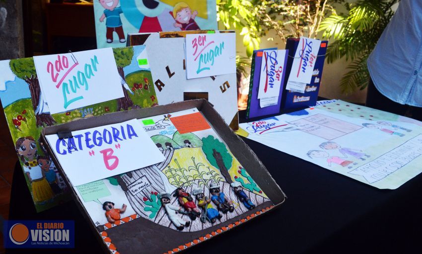 Premia Secoem a niños ganadores del Primer Concurso de Arte e Inventiva Infantil