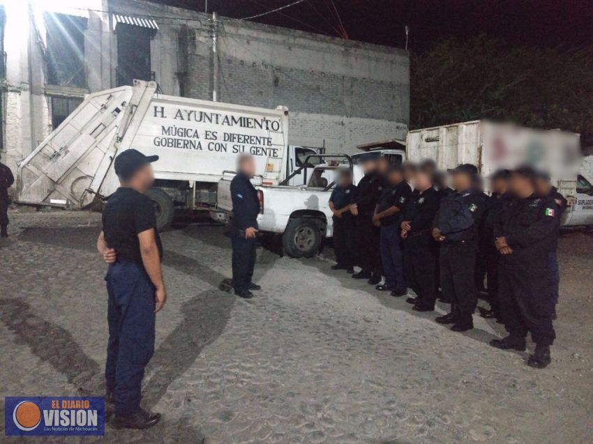 Regresan a Múgica policías que comparecieron ante PGJE