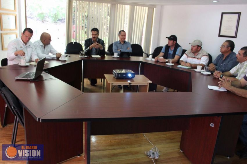 El diálogo con sector aguacatero será la ruta inicial para restaurar ecosistemas; Ricardo Luna