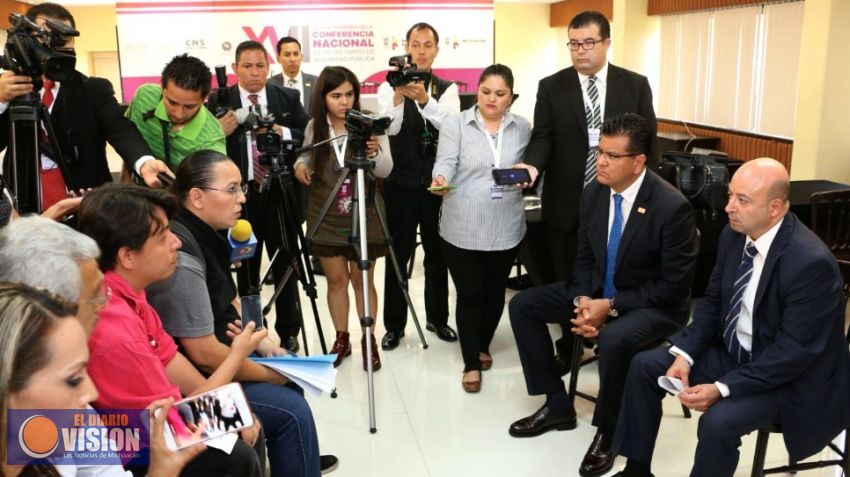 Atienden CNS y SSP peticiones de periodistas en Michoacán