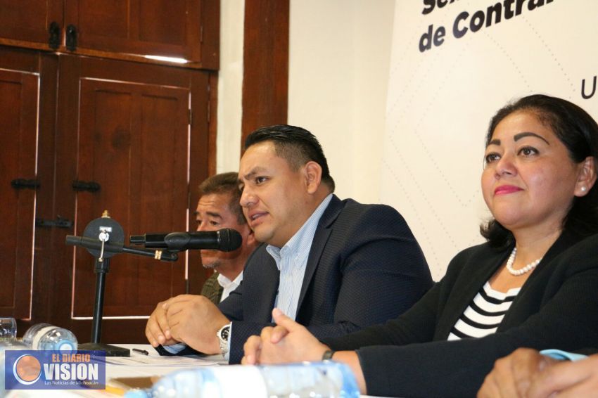 Transparencia, vital para que ciudadanía recupere confianza en sus gobernantes: Víctor Manríquez