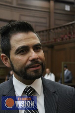 Maltrato a adultos mayores problema de orden nacional: Manuel López Meléndez