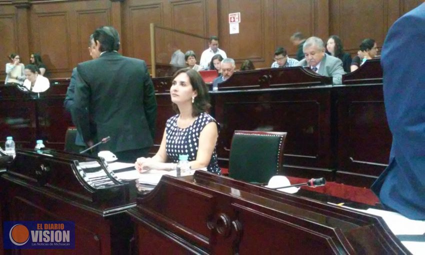 Congreso aprueba ley para la Protección a los Migrantes Michoacanos