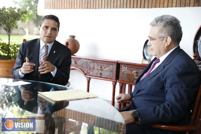 Poderes Ejecutivo y Judicial acuerdan fortalecer trabajo coordinado