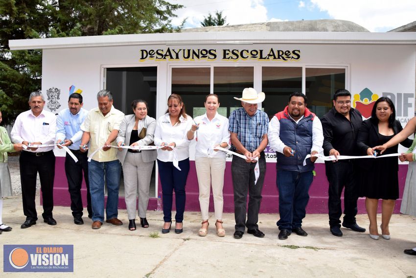 Sistema DIF inaugura aula-comedor en Tlalpujahua