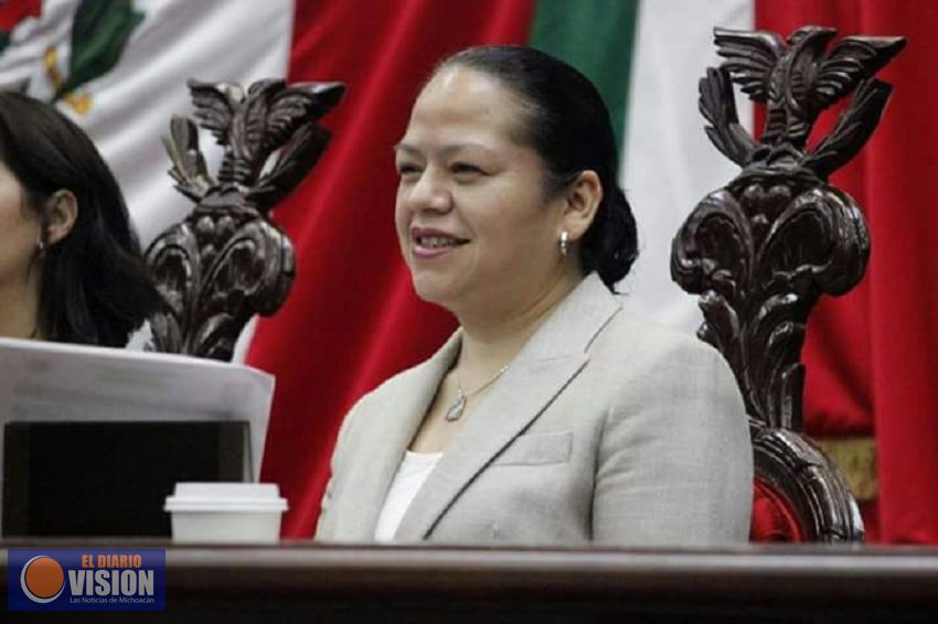 Invita Jeovana Alcántar a los ayuntamientos a rendir informes en tiempo