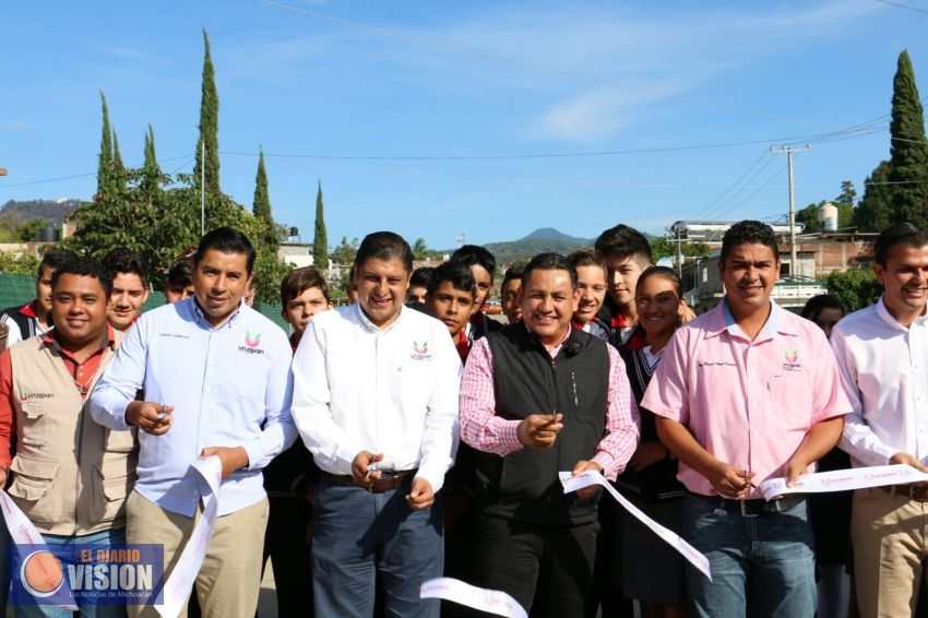 Recursos gestionados por Víctor Manríquez son bien invertidos en mejorar vialidades